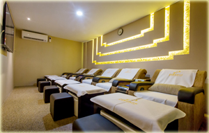 家庭式多人豪华厢房 Family Luxury Suite