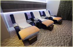 家庭式多人豪华厢房 Family Luxury Suite